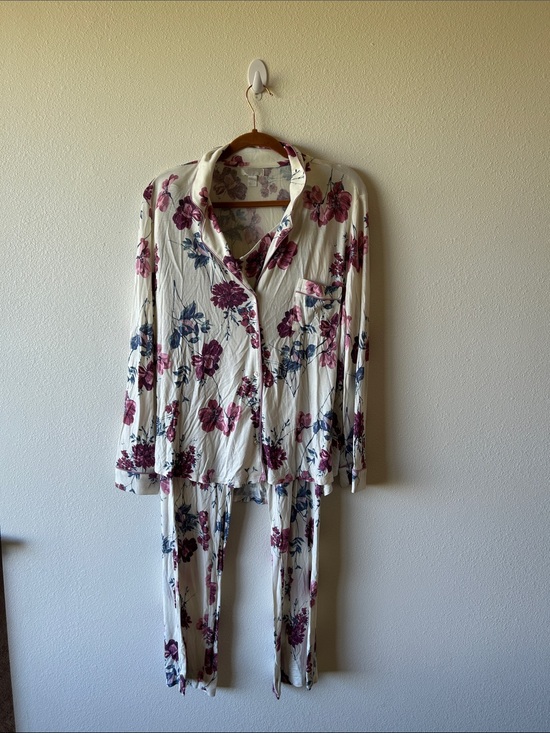 Nordstrom Rack Other - Floral Long-Sleeve Pajama Set in Cream with Pink and Blue Flowers
